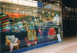 �C���e���A���f�B�X�v���C